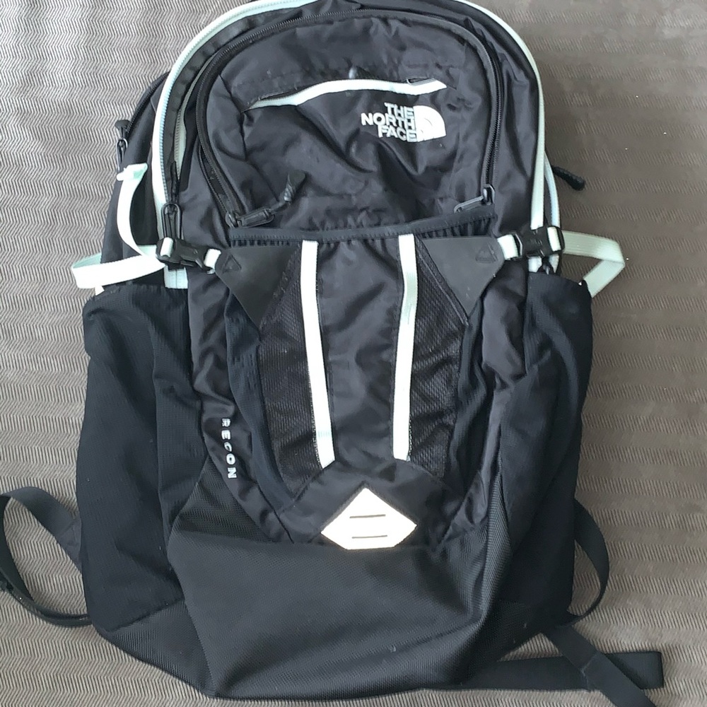 The North Face backpack/computer bag RECON Series.